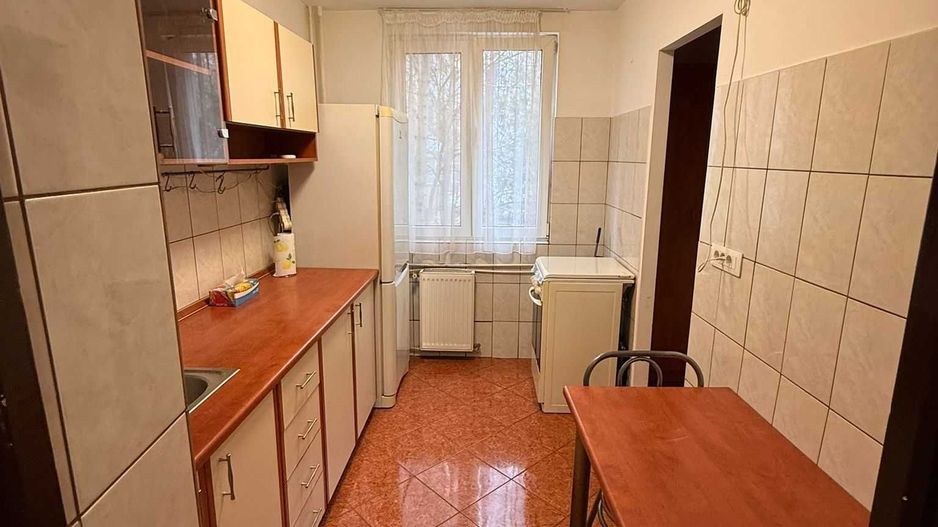 De vanzare Apartament 3 camere Drumul Taberei - Poză 4