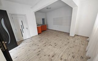 Casa de inchiriat zona centrala-ideal pt 4 studenti - Poză 1
