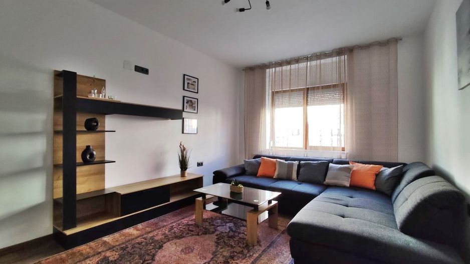Inchiriere 2 camere Premium, Pietonala Republicii, Oradea - Poză 2