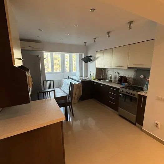 AP. 2 CAMERE 13 SEPTEMBRIE, BUCATARIE DESCHISA, MOBILAT MODERN - Poză 2