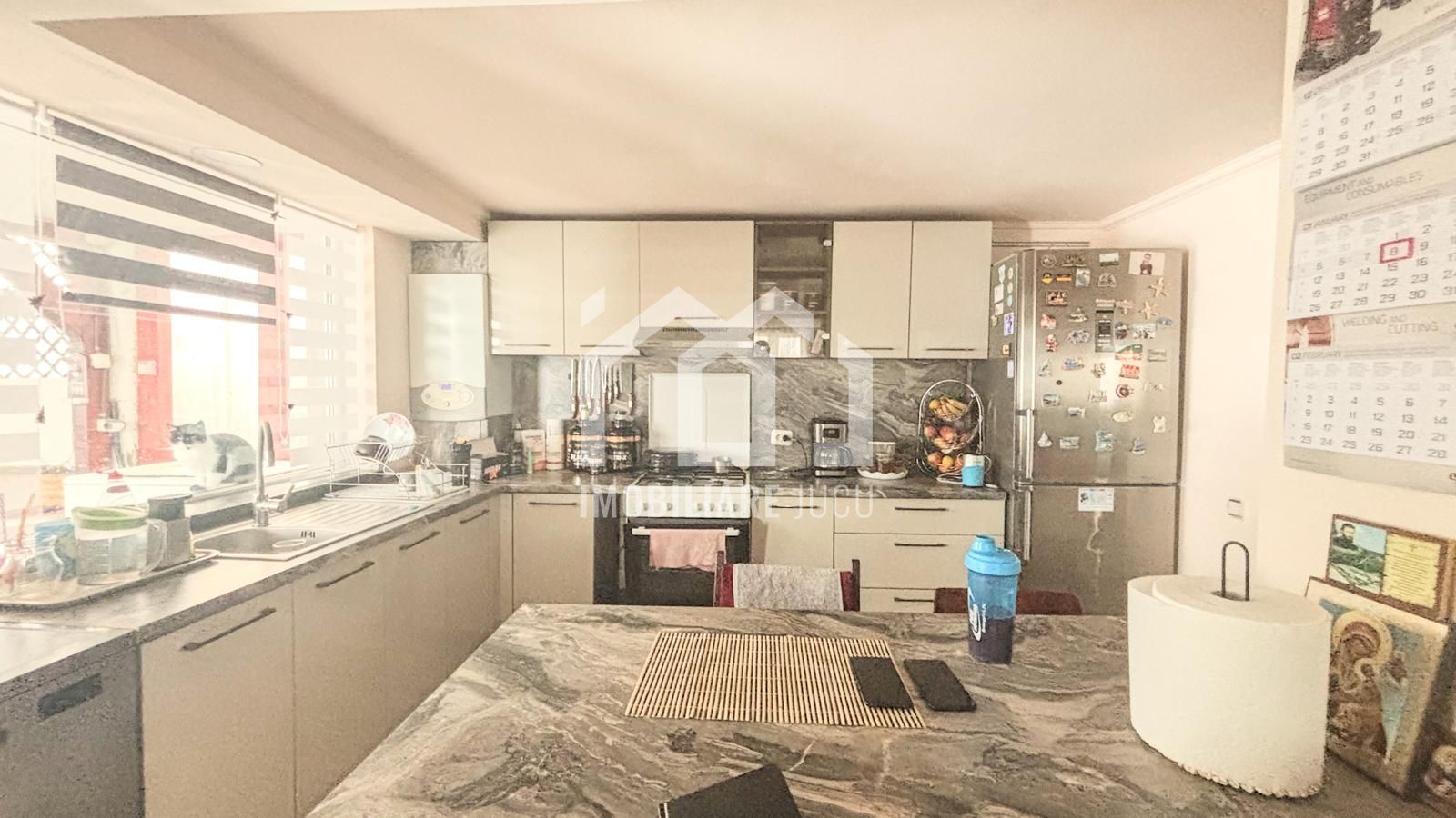 Casa individuala 4 camere, 188mp, Teren 895mp, Parcare, Campenesti - Poză 11