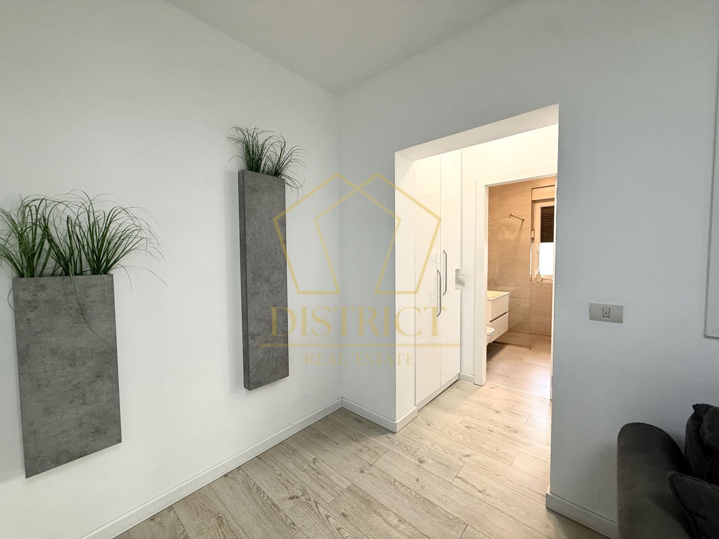 Apartament deosebit cu 2 camere | Aradului - Poză 10