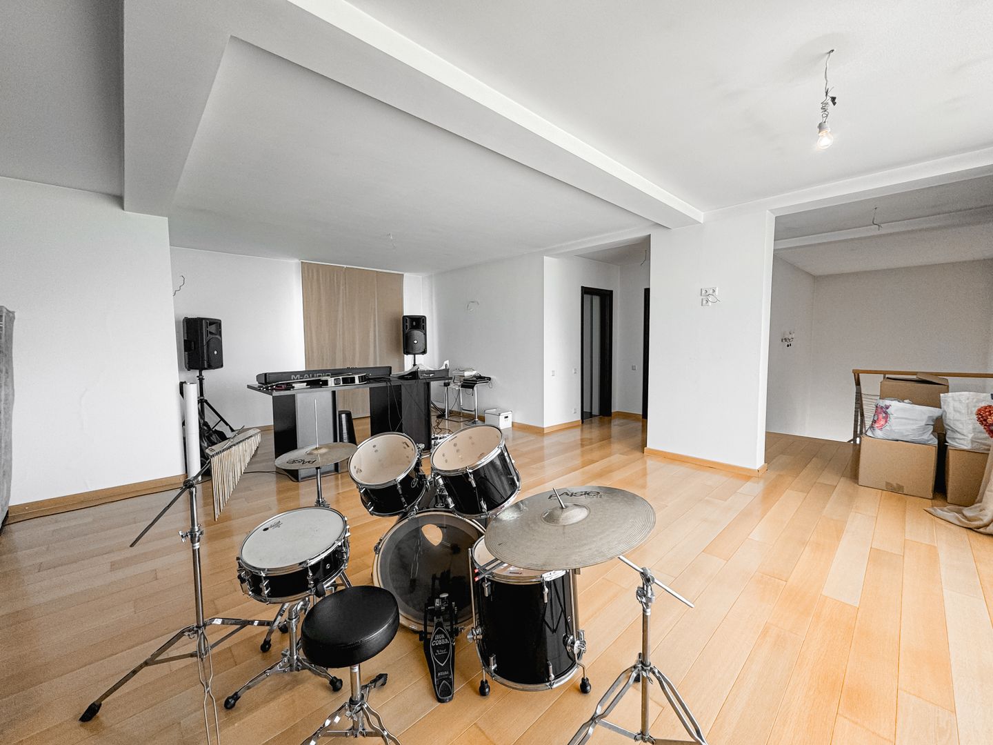 Vilă Individuală Premium | 11 Camere | Zona Pipera - Iancu Nicolae - Poză 32