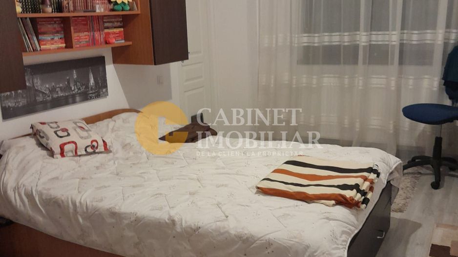 2 camere DECOMANDAT+CURTE+MAGAZIE+LOC DE PARCARE---REDIU - Poză 3