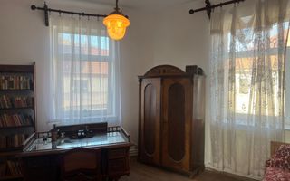 Casă individuală | 4 camere | 450 mp teren | Zonă centrală | Ocna Sibiului - Poză 3