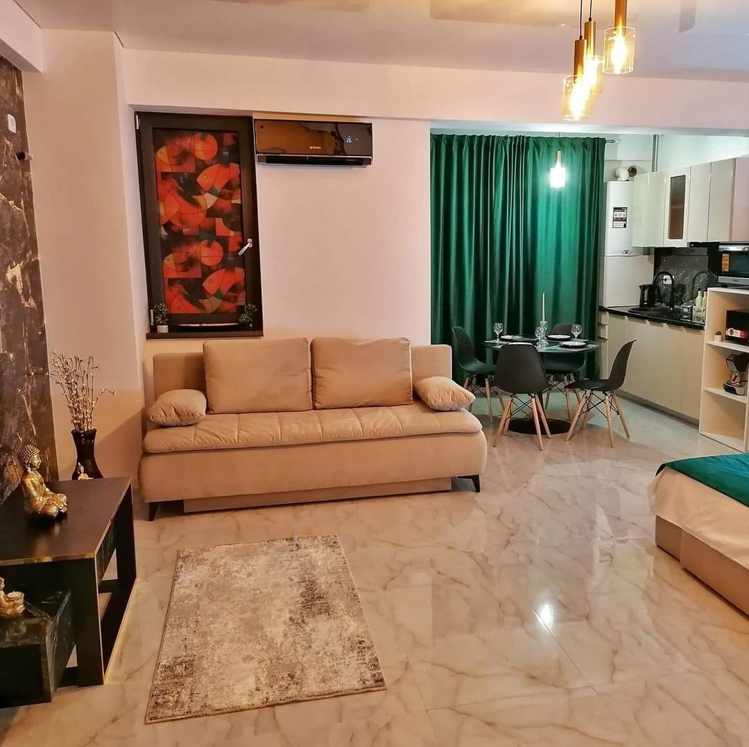 Studio de vanzare in Mamaia Nord - Prima linie la mare - Ocazie - Poză 2