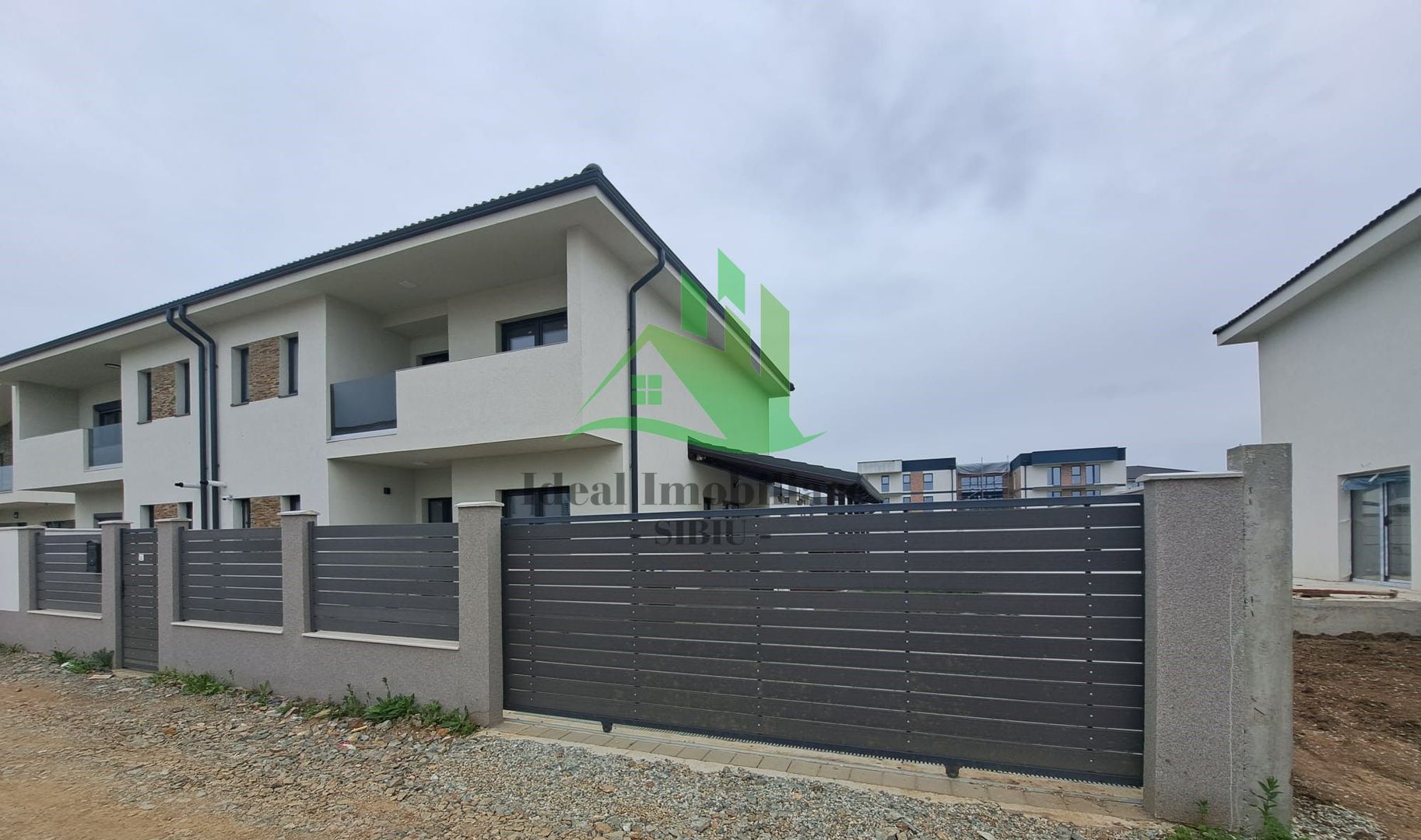 Duplex cu Modern cu 4 camere, in zona Triajului - Poză 1