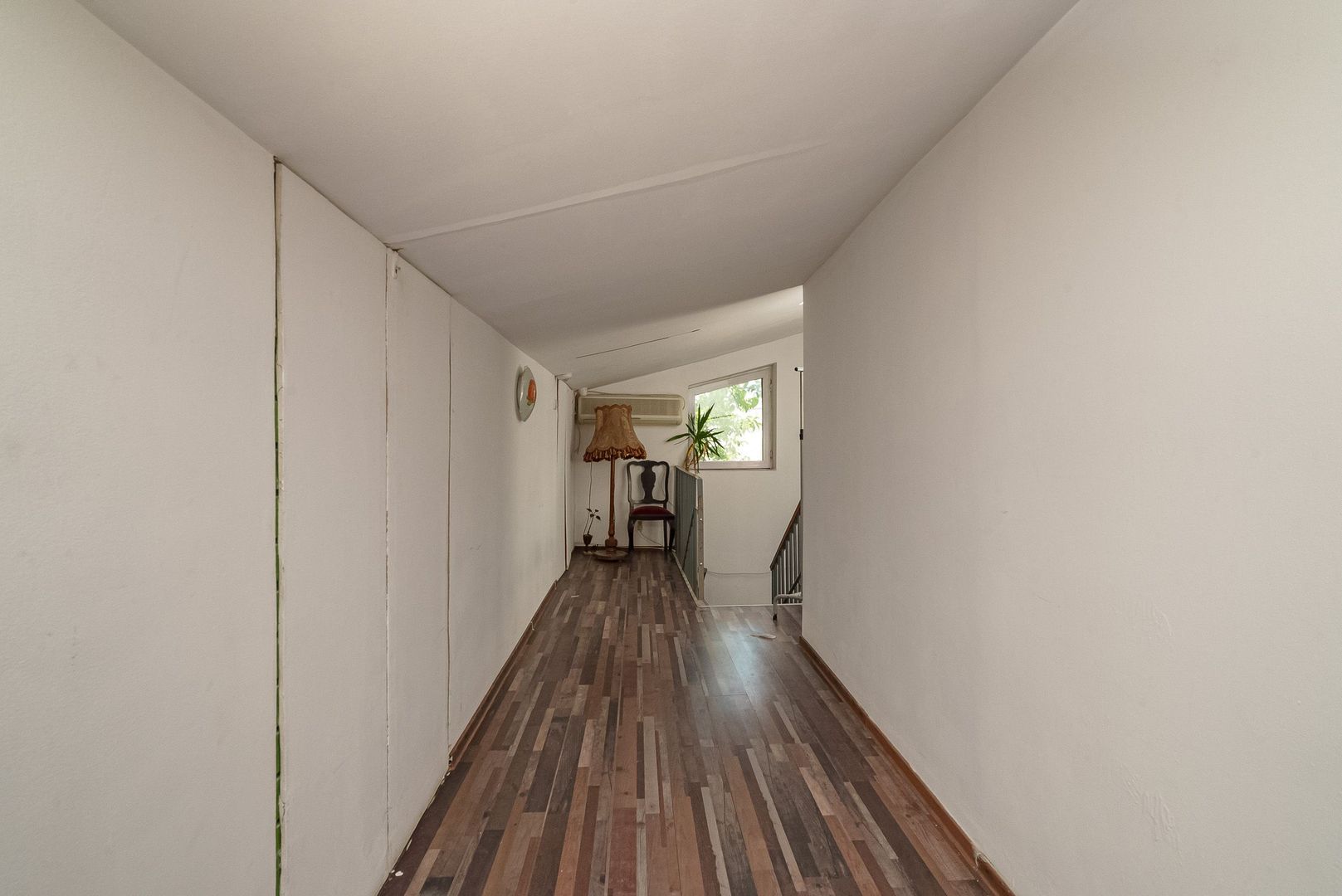 Vila P+1+M & PARCARE Gorjului-Militari Str. Valea Lunga - Poză 29