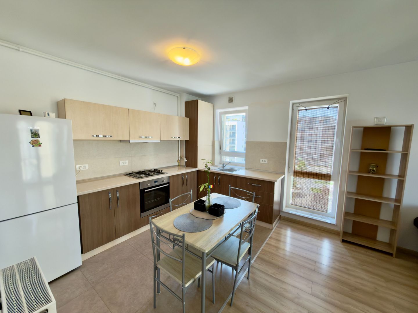 Apartament cu 2 camere de închiriat, cartier Coresi, Brașov. - Poză 6