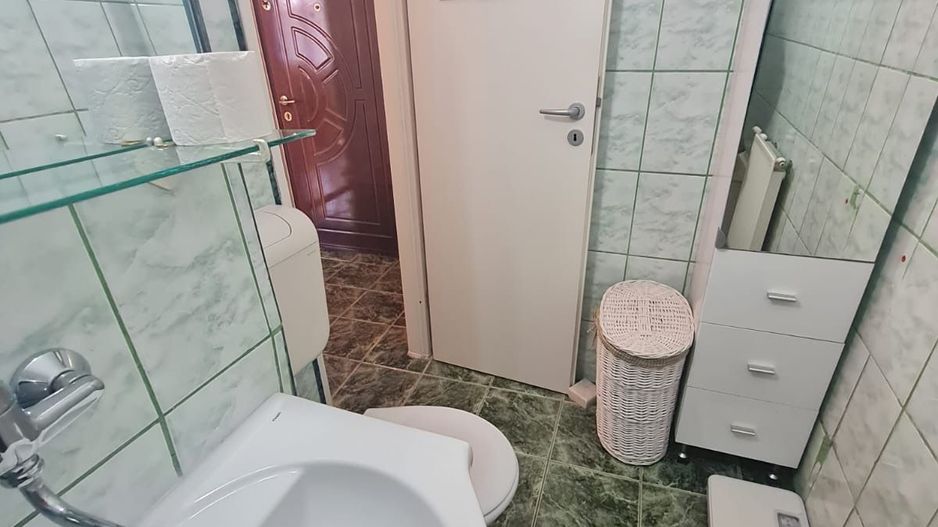 La 10 minute de Piața Unirii - Poză 9