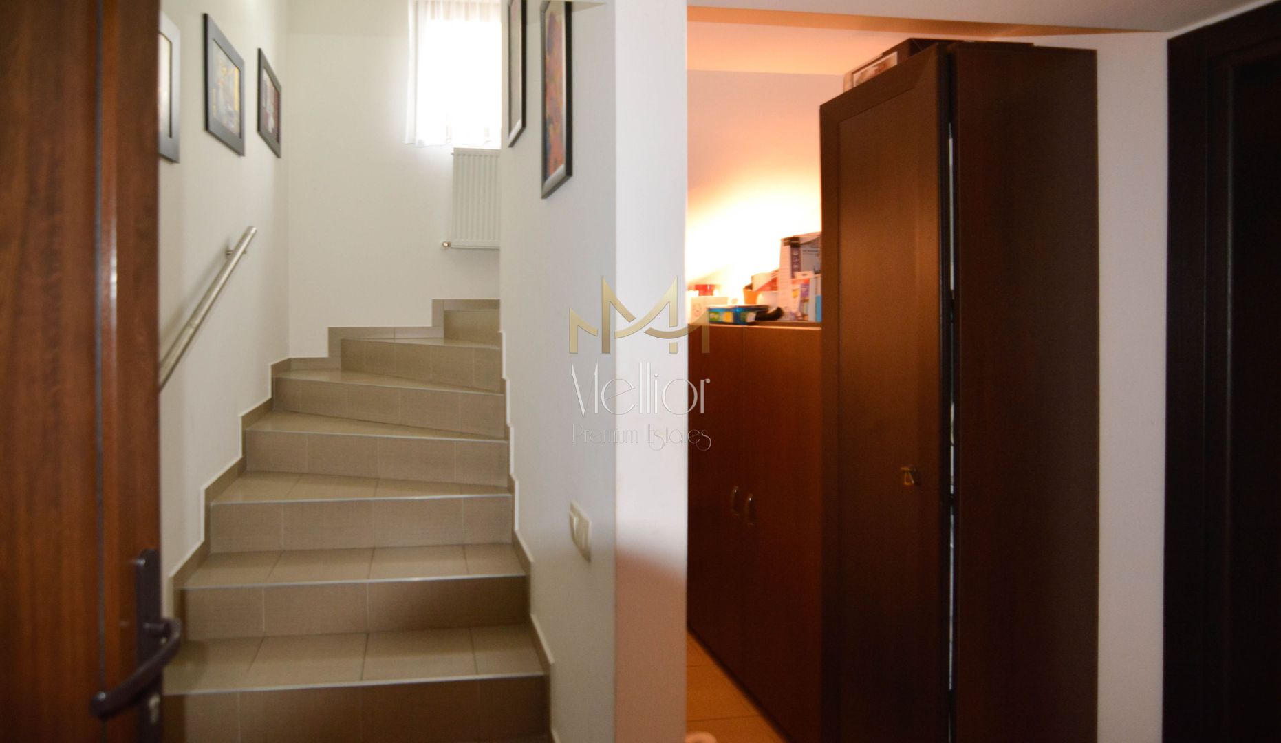 Casă spațioasă de vânzare în Gheorgheni – vedere spre parc - Poză 12