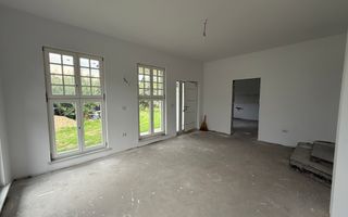 CASA CU 11 ARI TEREN - DRUM PRIVAT - LIVADA - Poză 10