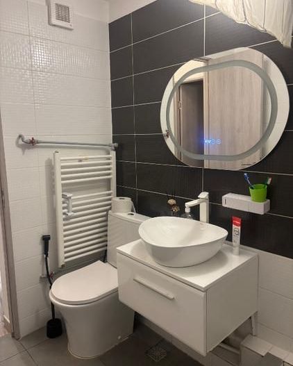 Apartament 3 camere de închiriat Apărătorii Patriei - Poză 10