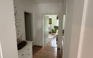 Casă / Vilă cu 5 camere zona Lunei - Poză 27
