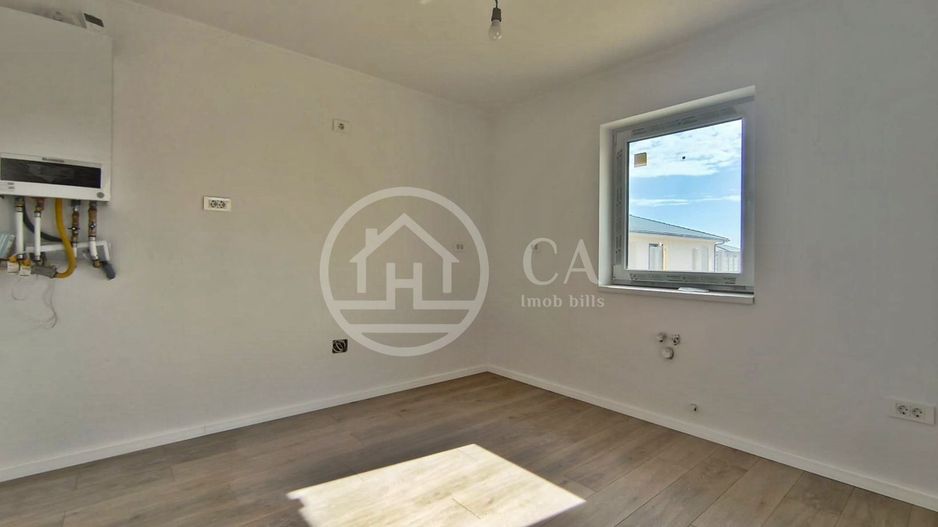 Casa de inchiriat cu 4 camere in Cheriu, Bihor - Poză 5