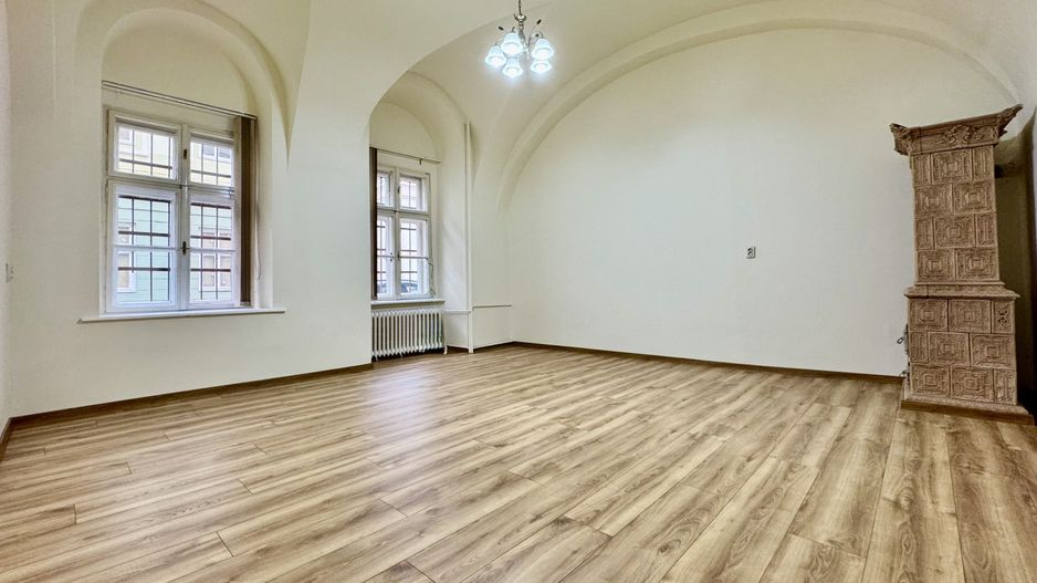 Birou renovat situat in Piata Unirii - Tribunal - Poză 1