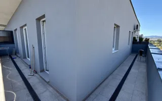 Apartament semidecomandat cu 3 camere, balcon, parcare, zona VIVO - Poză 14