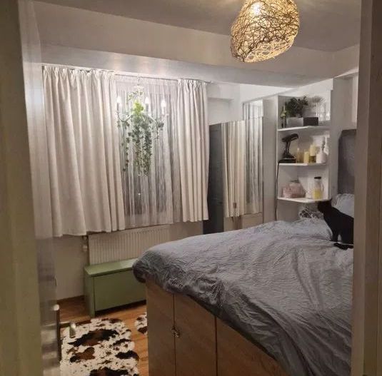 3 Camere Decomandat Cu Parcare Inclusa - Poză 1