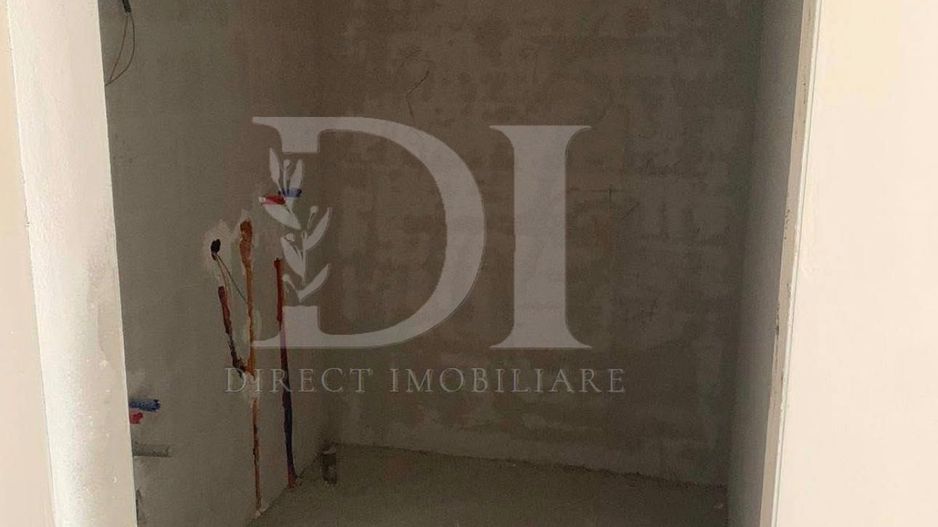 Apartament 3 camere de vanzare/ Tineretului / Floresti - Poză 2