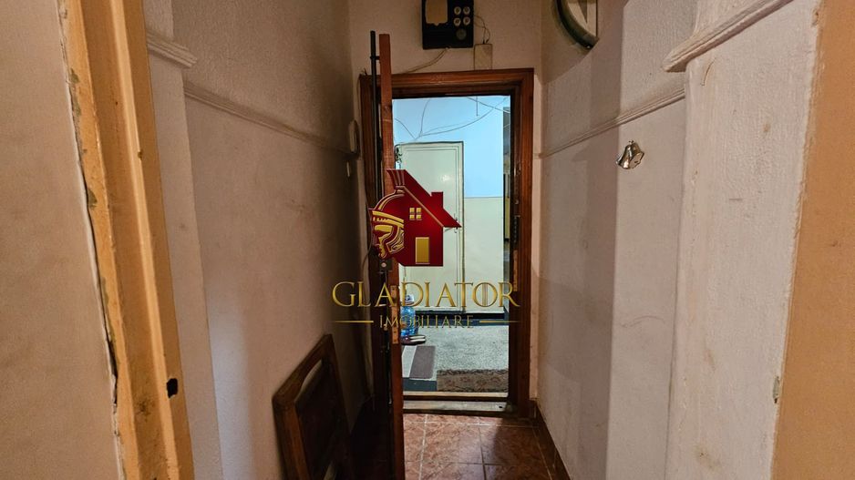 Apartament 2 camere Tudor Vladimirescu Tatarasi strada Ciurchi nu rata - Poză 3