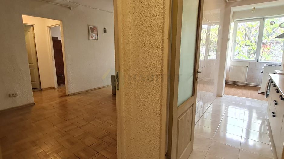 Apartament spațios de vânzare – 2 camere (extins la 3) – Cartier Pajura, Bucu - Poză 4