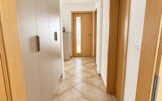 Apartament  3 camere zona Aradului  2 băi, 2 balcoane - Poză 10