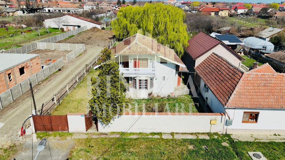 Casa individuala P+ M Giarmata, vatra satului 1496mp teren - Poză 2