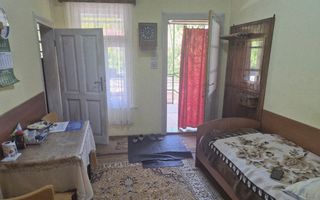 Vand casa 4 camere in Muncitoresc - Poză 2