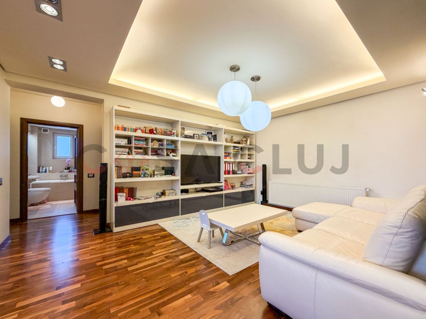 3 camere, bloc tip vila, Andrei Muresanu - Poză 3