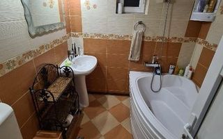 Apartament 3 camere decomandat zona Galata Iasi - Poză 6