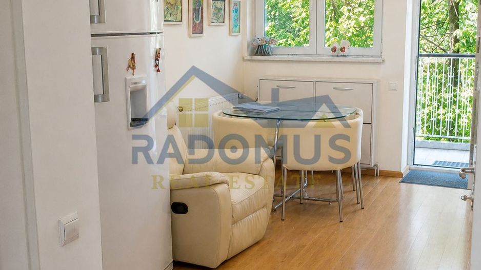 De închiriat – Garsonieră dublă | 350 €/lună | Central - Poză 3