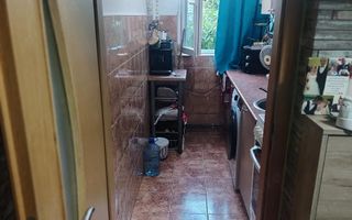 Apartament 3 camere etaj 1 Sagului cu centrala - Poză 4