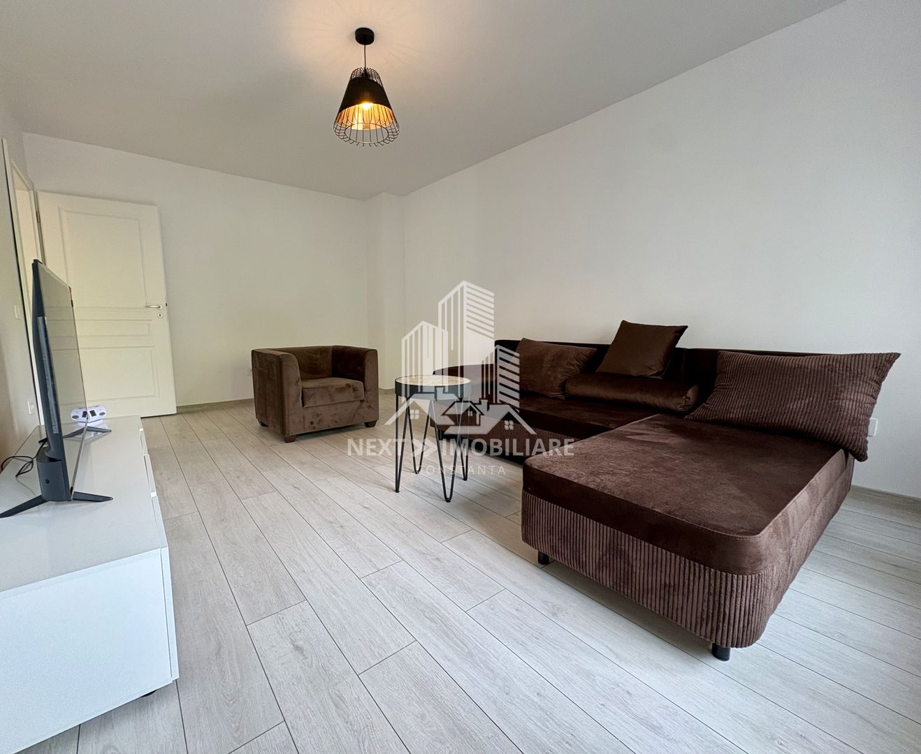 Închiriere apartament modern 2 camere – Faleza Nord, Constanta - Poză 2