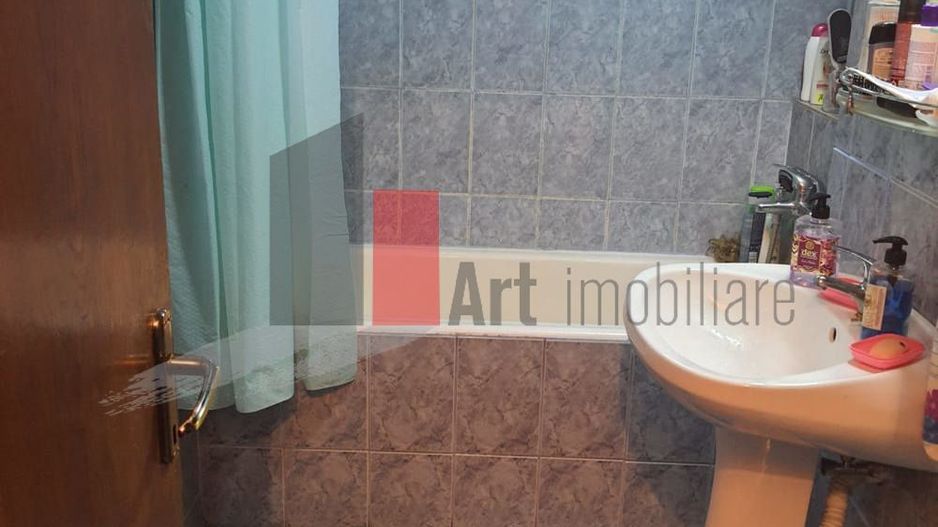 Vânzare apartament 3 camere Bd. Obregia-Turnu Măgurele - Poză 5