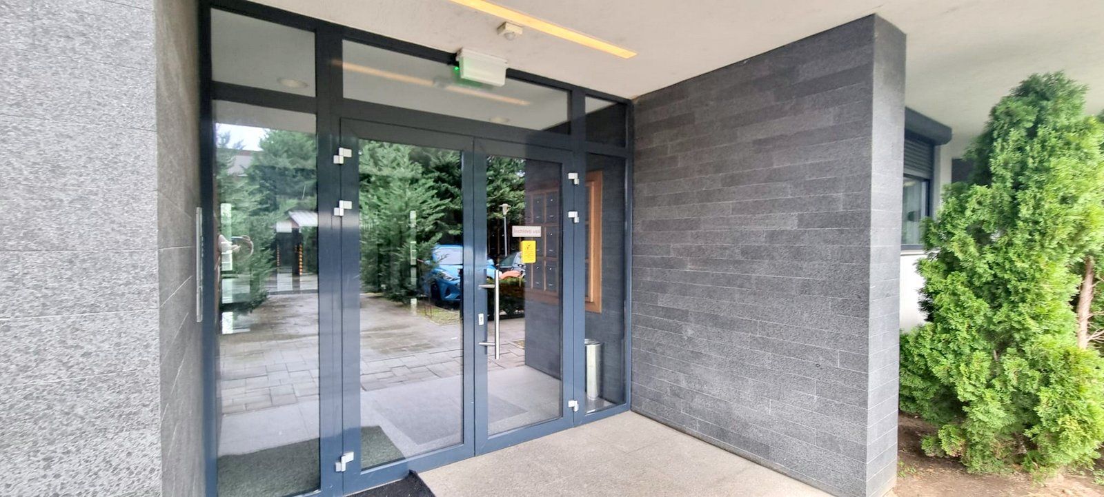 Apartament modern într-un complex rezidențial privat - Poză 1