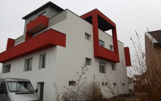 Casa de vanzare pretabila pensiune - Poză 1