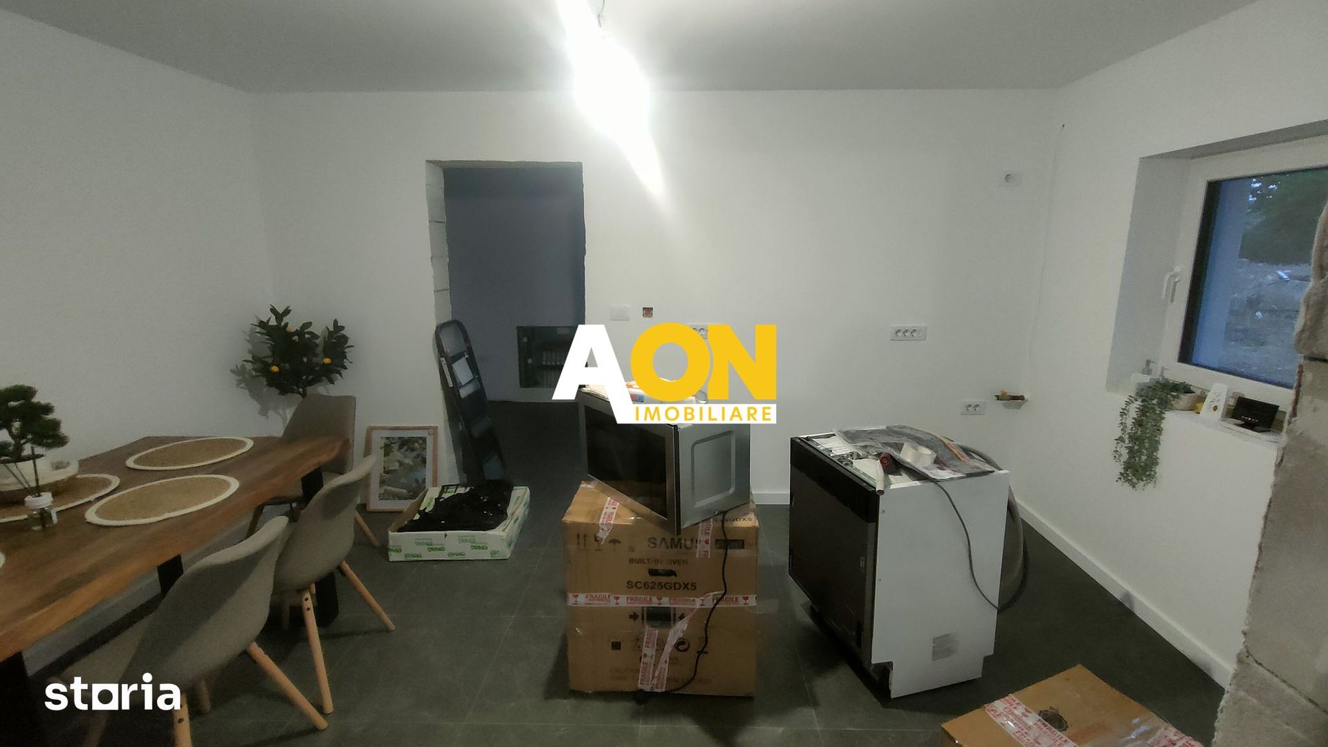 Casă 4 Camere, 2 Bai, 900mp Teren - Poză 5