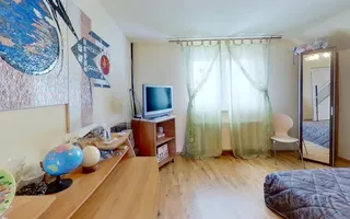 Proprietate pe 2 niveluri, curte individuala si garaj, cartier linistit, Rasnov. - Poză 29