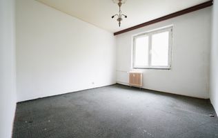 3 Camere, 400 metrii de Metrou Obor, necesita renovare, Bloc 1983