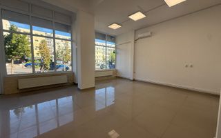 Spatiu Comercial Vitrat- 60mp - Front Stradal - Podu Ros - Poză 5