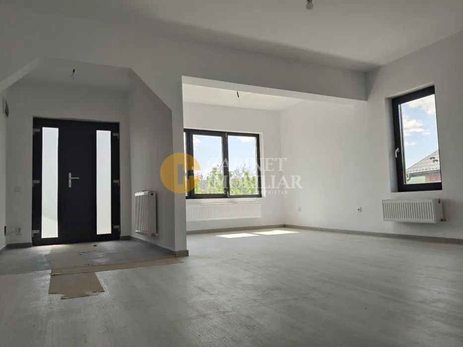 🏡   CASĂ PLAN PARTER  - Chicerea,Tomesti  🏡 - Poză 3