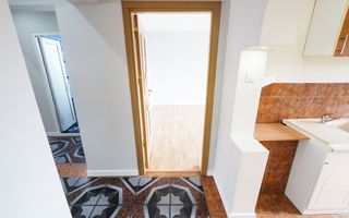 Apartament 4 camere renovat, bilateral, CT, Craiovita Noua - zona Kaufland - Poză 15
