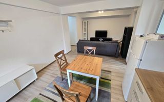 Aparament cu curte de inchiriat Tei - Poză 6