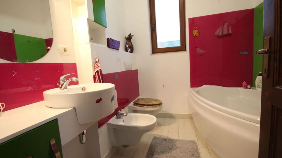 Calduroasa si primitoare - Poză 15