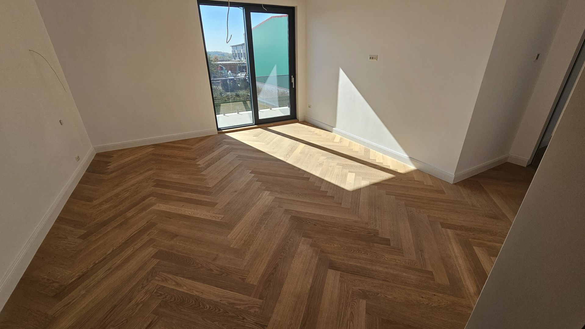 CASA 5 CAMERE, PISCINA ROOFTOP, POMPA CALDURA, RACIRE PASIVA, COMIS 0% - Poză 17