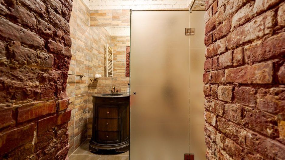 Ag BRASADAS vinde villa cu 20 camere Pta ROMANA. - Poză 6