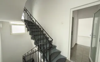 Vila spatioasa | Complet renovată | Central - Poză 14