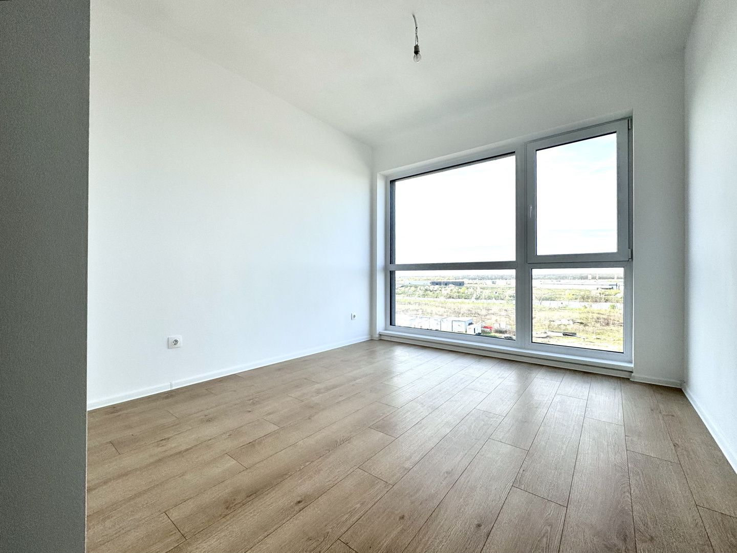 3 camere - 100 mp UTILI - Etaj intermediar. Atria Urban Resort - Poză 12