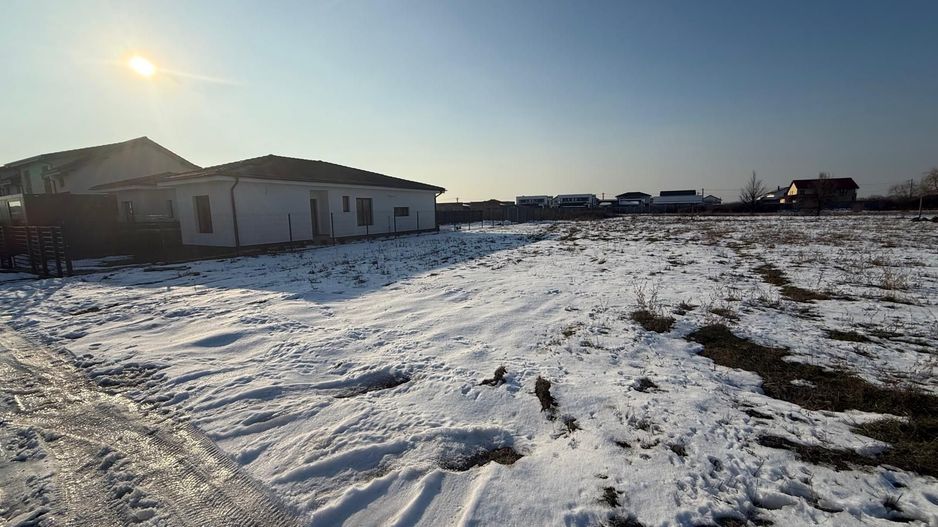 COMISION 0% | Teren Intravilan in Mosnita Veche | Utilitati | Urbanism - Poză 2