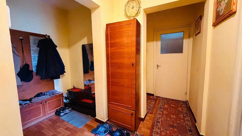 Apartament 2 camere, decomandat, etaj 3/10 Mazepa - Poză 8